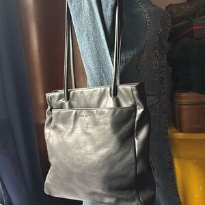 Black leather Nine West purse